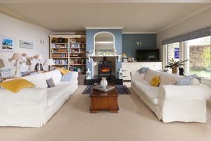 Sitting Room- click for photo gallery